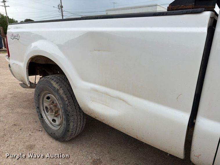 image for item MZ9989 2008 Ford F250 Super Duty Ext. Cab pickup truck
