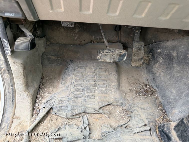image for item MZ9989 2008 Ford F250 Super Duty Ext. Cab pickup truck