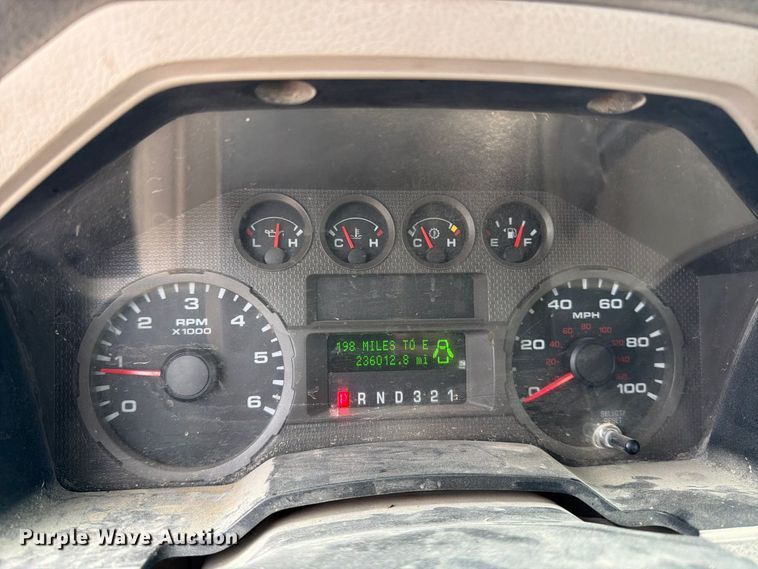 image for item MZ9989 2008 Ford F250 Super Duty Ext. Cab pickup truck