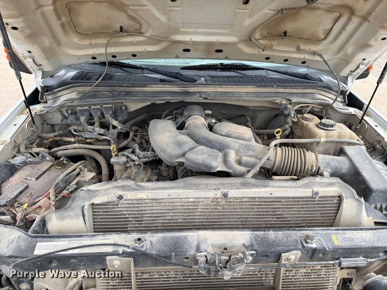 image for item MZ9989 2008 Ford F250 Super Duty Ext. Cab pickup truck