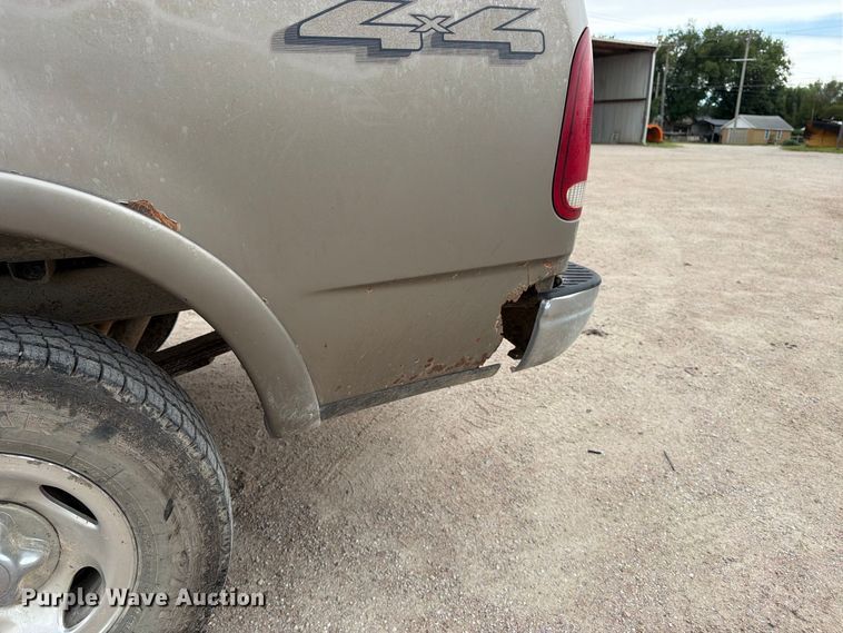 image for item MZ9990 2001 Ford F150 Ext. Cab pickup truck
