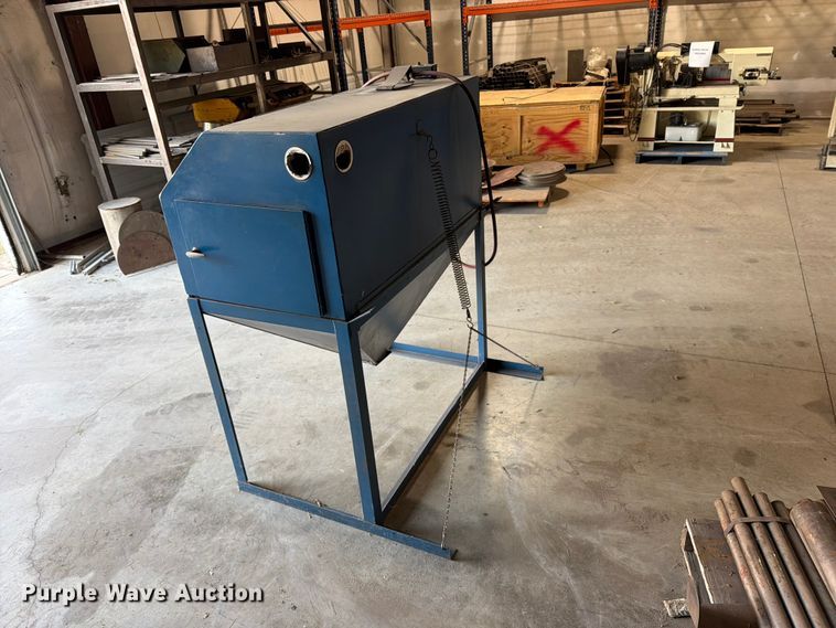 image for item NA9380 Cyclone sand blast cabinet