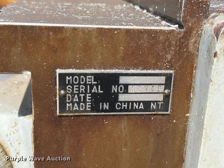 image for item NA9381 Nova milling machine