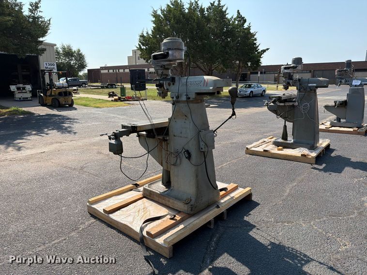 image for item NA9382 Bridgeport milling machine