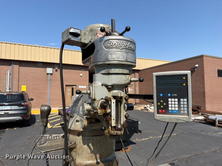 image for item NA9382 Bridgeport milling machine