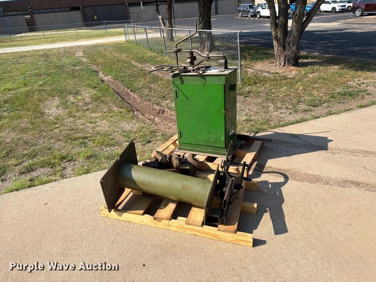 image for item NA9383 (2) Hossfeld iron benders