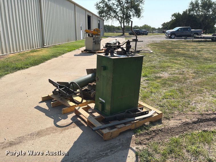 image for item NA9383 (2) Hossfeld iron benders