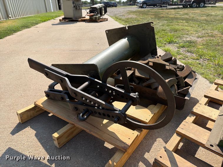 image for item NA9383 (2) Hossfeld iron benders