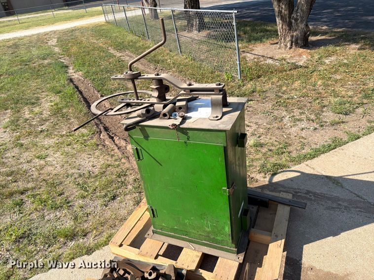 image for item NA9383 (2) Hossfeld iron benders