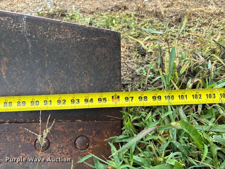image for item NM9893 Three point blade