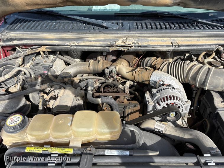 image for item NM9924 2001 Ford F550 Super Duty flatbed truck
