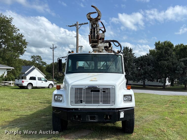 image for item NM9936 2002 Freightliner FL80 digger derrick truck