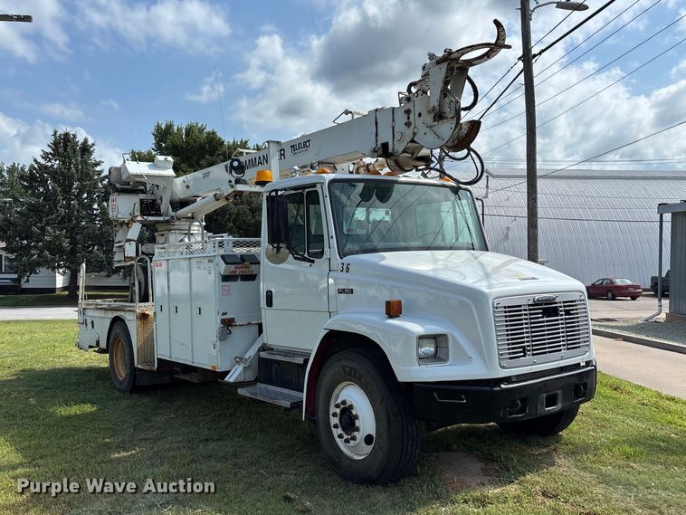image for item NM9936 2002 Freightliner FL80 digger derrick truck