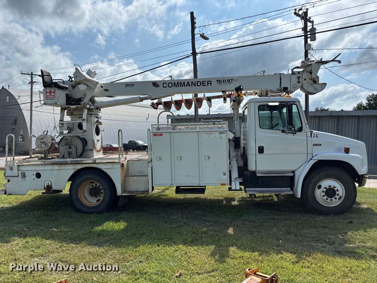 image for item NM9936 2002 Freightliner FL80 digger derrick truck