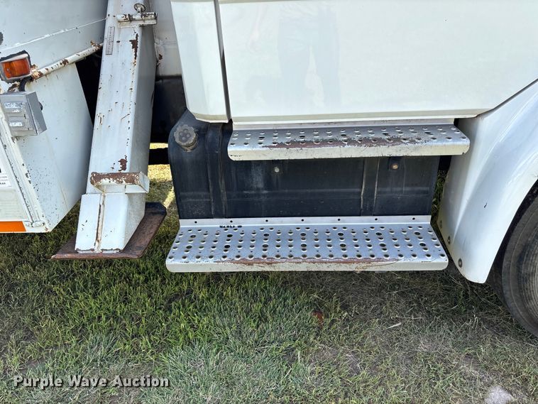 image for item NM9936 2002 Freightliner FL80 digger derrick truck