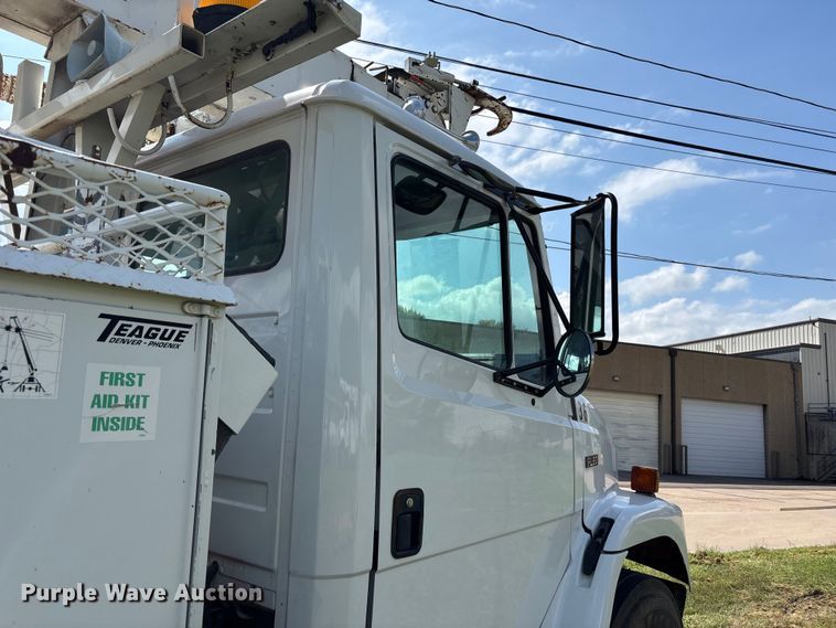 image for item NM9936 2002 Freightliner FL80 digger derrick truck