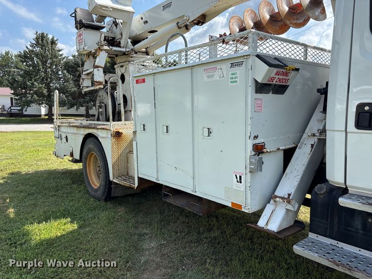 image for item NM9936 2002 Freightliner FL80 digger derrick truck