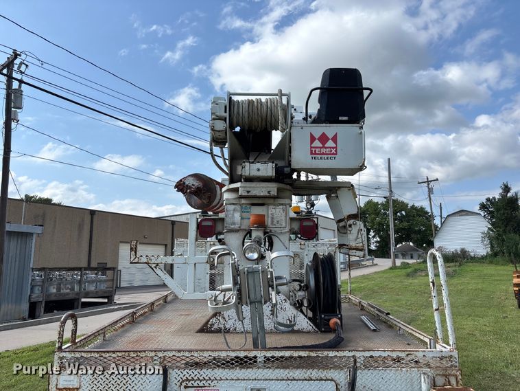 image for item NM9936 2002 Freightliner FL80 digger derrick truck