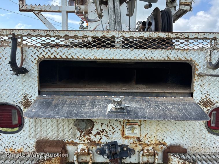 image for item NM9936 2002 Freightliner FL80 digger derrick truck