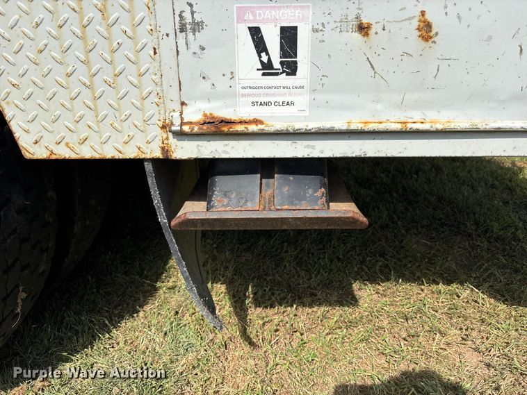 image for item NM9936 2002 Freightliner FL80 digger derrick truck