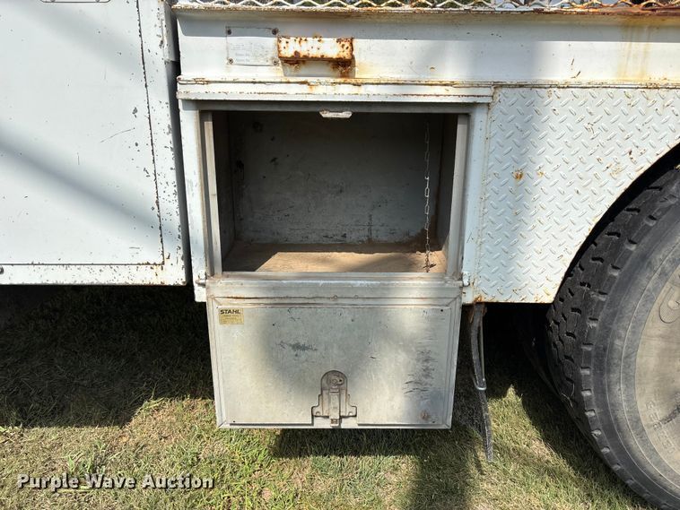 image for item NM9936 2002 Freightliner FL80 digger derrick truck