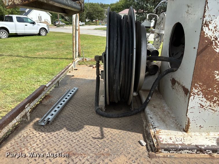 image for item NM9936 2002 Freightliner FL80 digger derrick truck