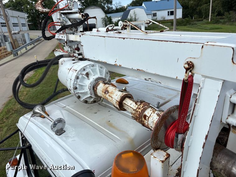image for item NM9936 2002 Freightliner FL80 digger derrick truck