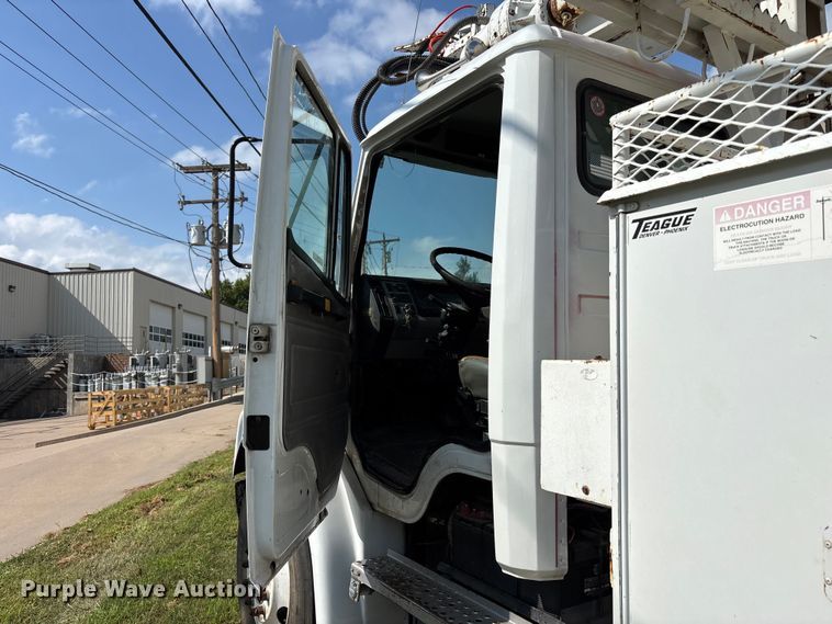 image for item NM9936 2002 Freightliner FL80 digger derrick truck