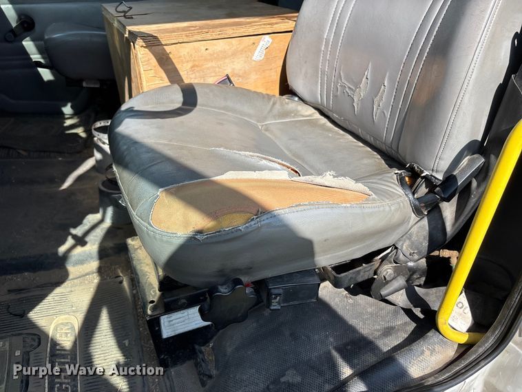 image for item NM9936 2002 Freightliner FL80 digger derrick truck