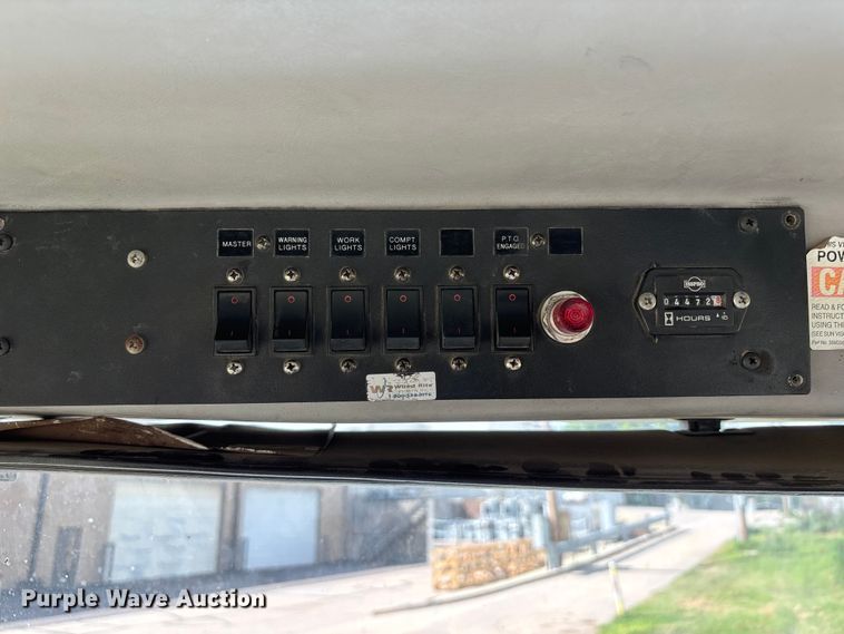 image for item NM9936 2002 Freightliner FL80 digger derrick truck