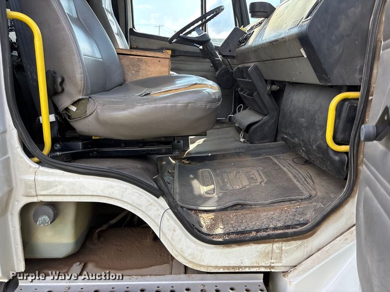 image for item NM9936 2002 Freightliner FL80 digger derrick truck