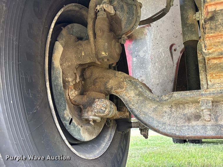 image for item NM9936 2002 Freightliner FL80 digger derrick truck