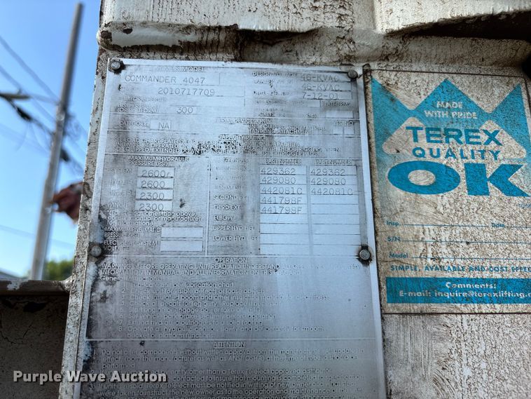 image for item NM9936 2002 Freightliner FL80 digger derrick truck