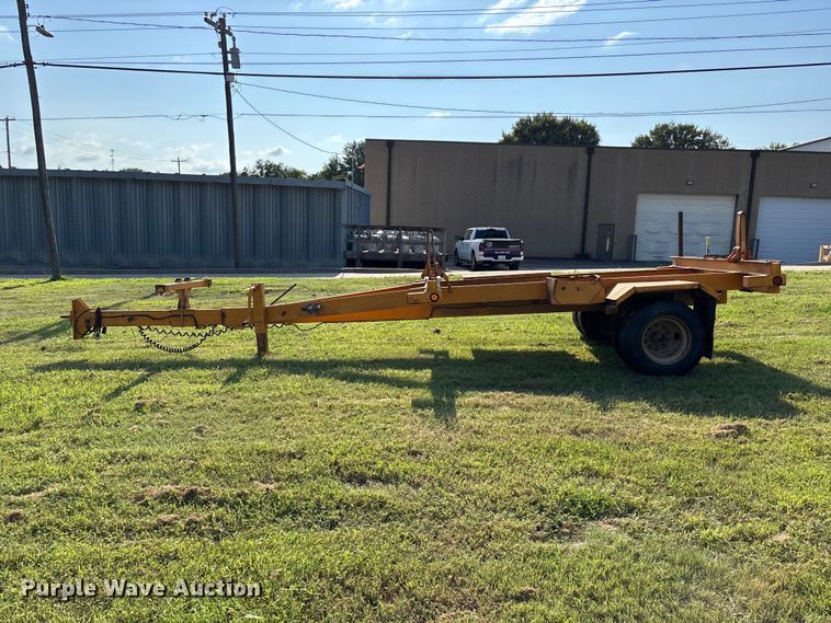 image for item NM9937 1997 Brooks Brothers pole trailer