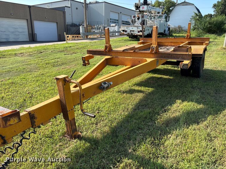 image for item NM9937 1997 Brooks Brothers pole trailer