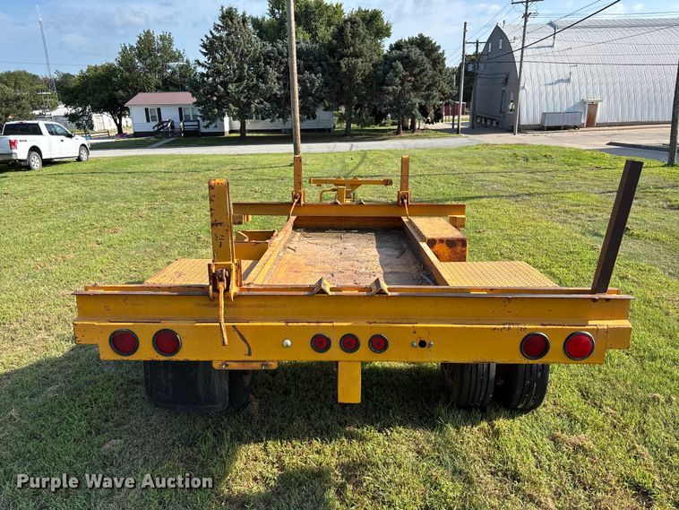 image for item NM9937 1997 Brooks Brothers pole trailer