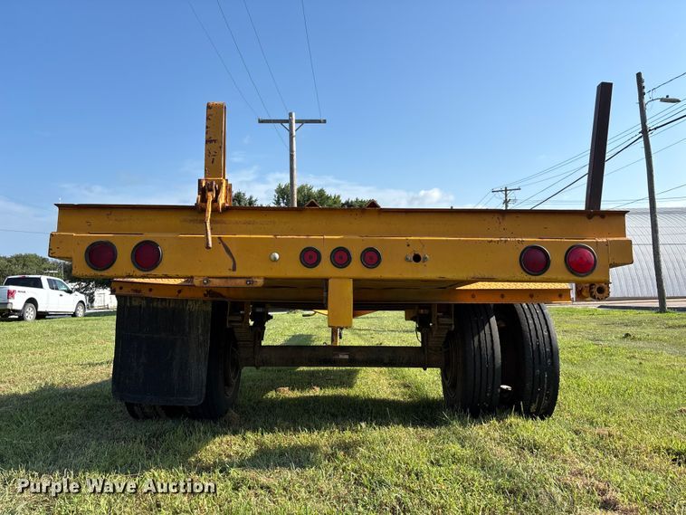 image for item NM9937 1997 Brooks Brothers pole trailer