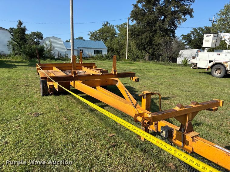 image for item NM9937 1997 Brooks Brothers pole trailer