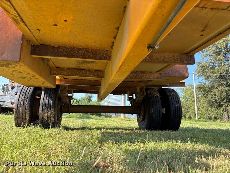image for item NM9937 1997 Brooks Brothers pole trailer