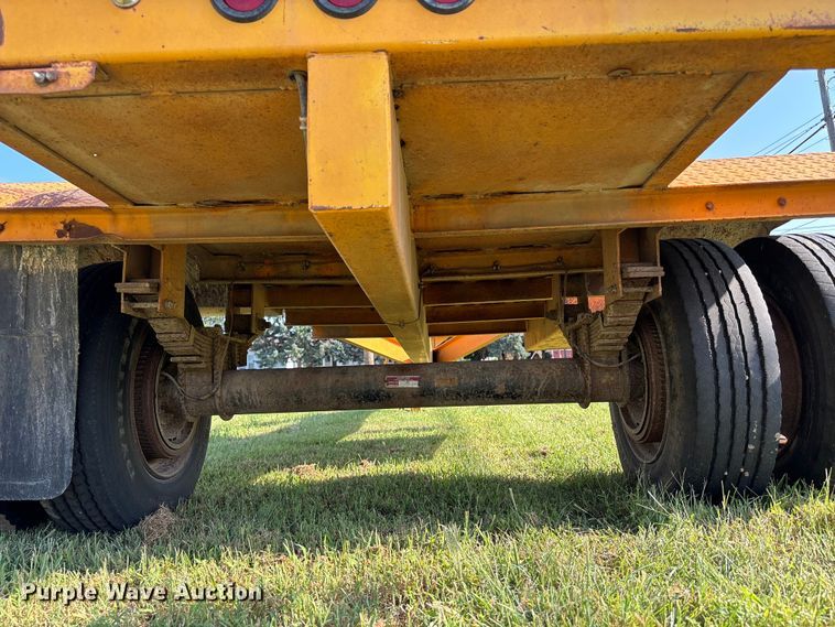 image for item NM9937 1997 Brooks Brothers pole trailer