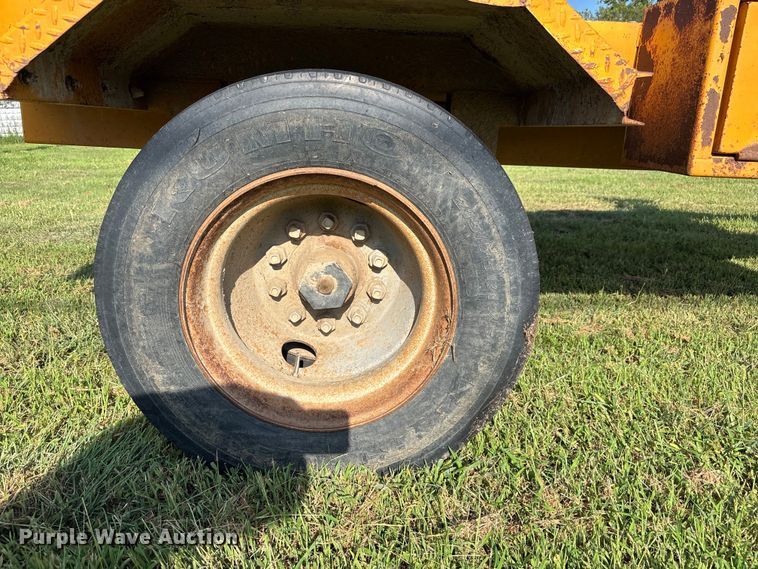 image for item NM9937 1997 Brooks Brothers pole trailer