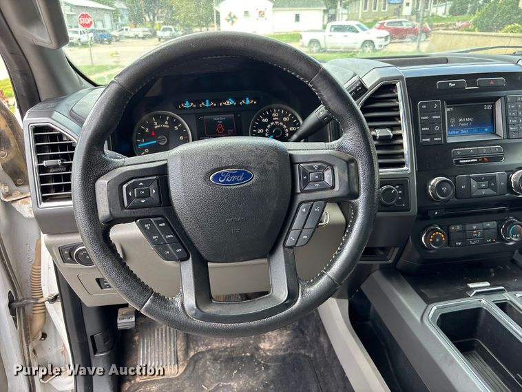 image for item NM9938 2015 Ford F150 Ext. Cab pickup truck