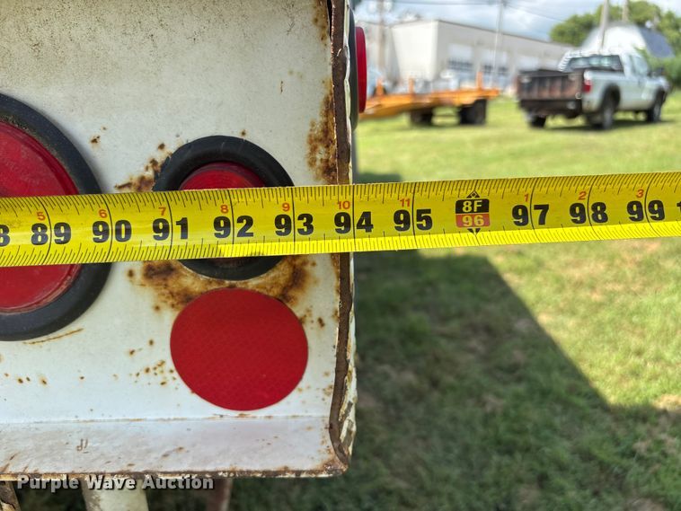 image for item NM9939 2006 Chevrolet C7500 bucket truck