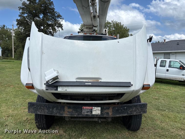 image for item NM9939 2006 Chevrolet C7500 bucket truck