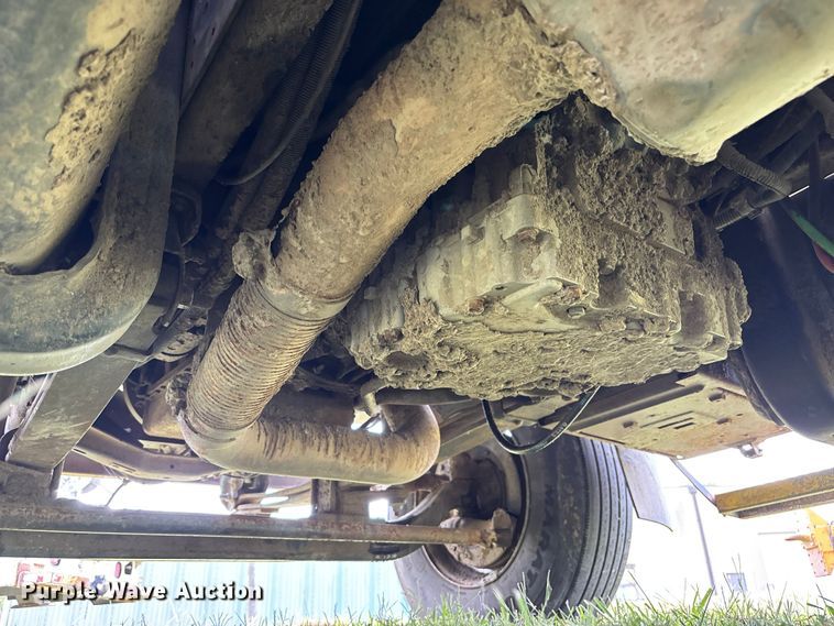 image for item NM9939 2006 Chevrolet C7500 bucket truck