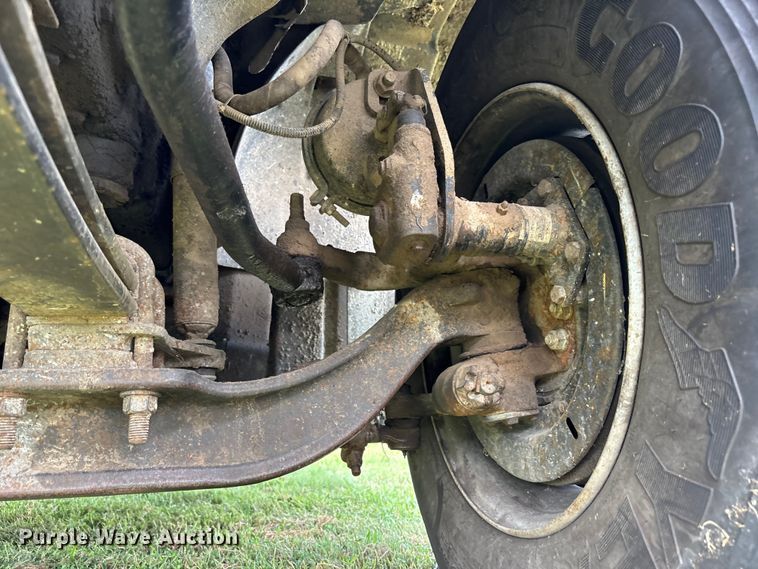 image for item NM9939 2006 Chevrolet C7500 bucket truck
