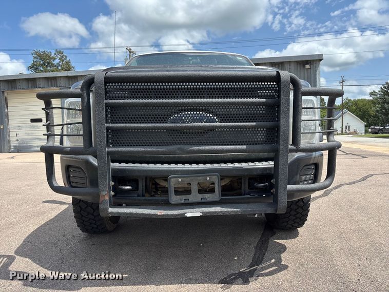 image for item NM9940 2015 Ford F350 Super Duty Ext. Cab pickup truck