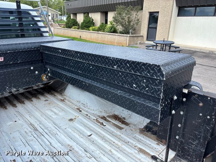 image for item NM9940 2015 Ford F350 Super Duty Ext. Cab pickup truck