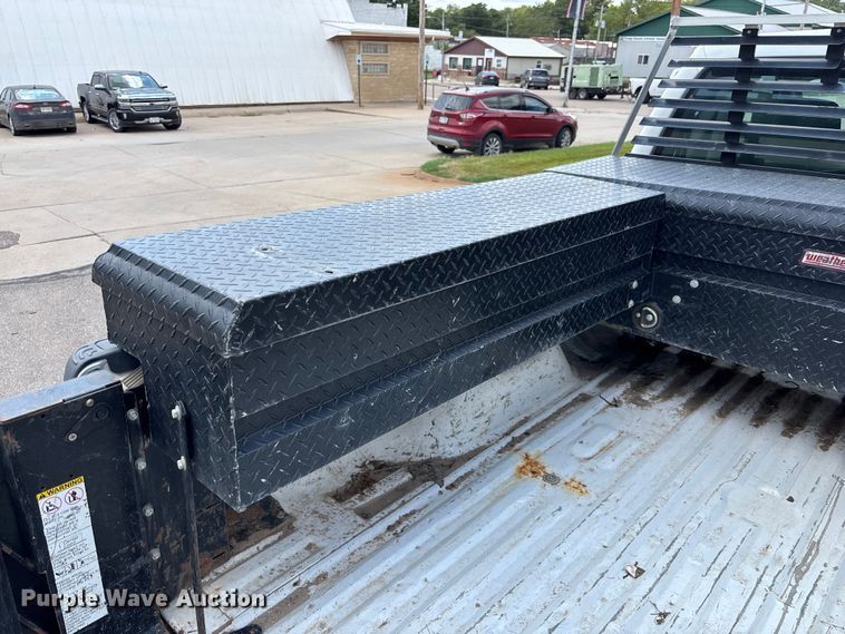 image for item NM9940 2015 Ford F350 Super Duty Ext. Cab pickup truck
