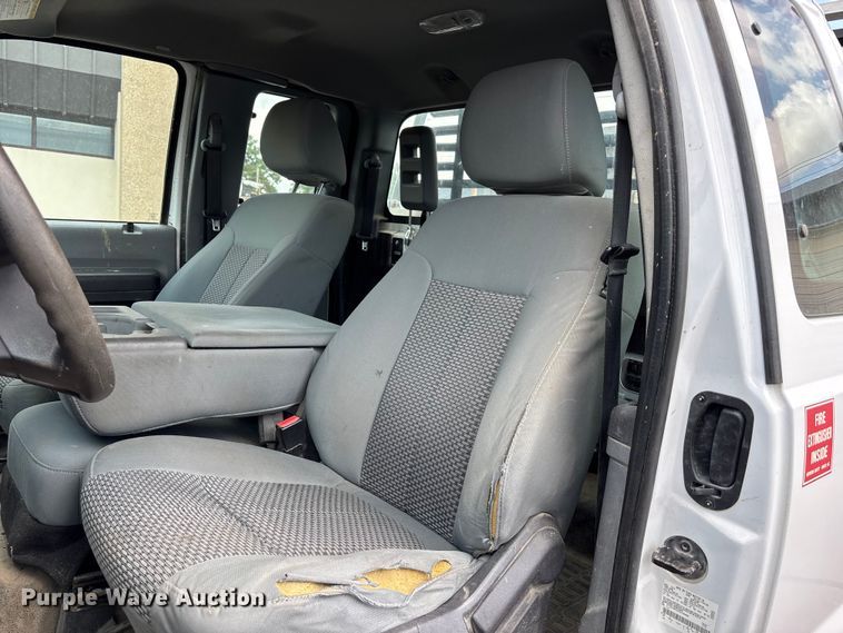 image for item NM9940 2015 Ford F350 Super Duty Ext. Cab pickup truck